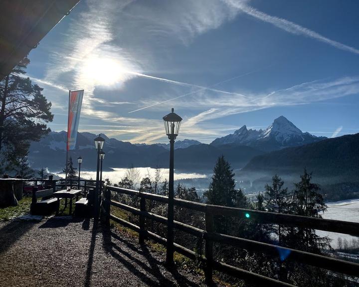 Kastensteinerwand Alm